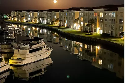 13 Harbour Isle Drive W, Unit #Ph02, Fort Pierce, FL 34949 - Photo 2