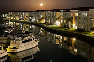 13 Harbour Isle Dr W, Fort Pierce, FL 34949 - Photo 2