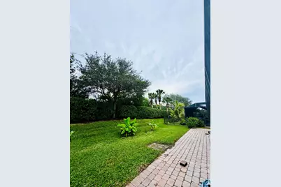 1807 Berkshire Circle SW, Vero Beach, FL 32968 - Photo 20