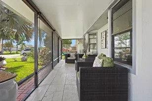 2456 SE Blackhorse St, Port Saint Lucie, FL 34984 - Photo 10