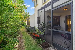 3083 Lucerne Park Dr, Greenacres, FL 33467 - Photo 30