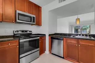 1025 Lake Shore Dr, Lake Park, FL 33403 - Photo 2