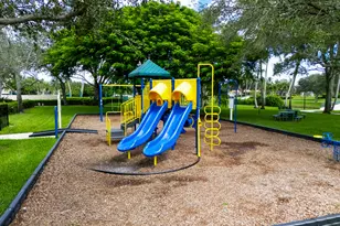 2708 Livingston Ln, West Palm Beach, FL 33411 - Photo 32