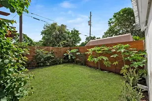 308 SW 1st St, Delray Beach, FL 33444 - Photo 18