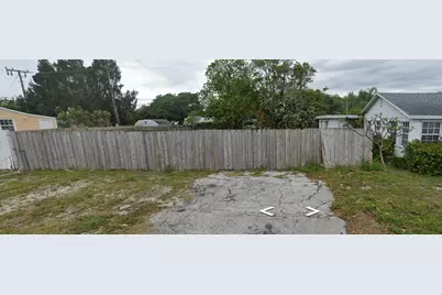7937 Coral Street, Lake Worth, FL 33462 - Photo 2