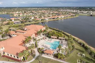 10112 SW Oak Tree Cir, Port Saint Lucie, FL 34987 - Photo 4