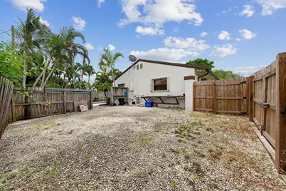 3460 SW 3rd Street, Deerfield Beach, FL 33442 - Photo 28