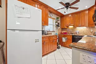 52 Saxony B, Delray Beach, FL 33446 - Photo 10