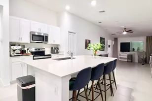 612 Papillon St SW, Palm Bay, FL 32908 - Photo 8