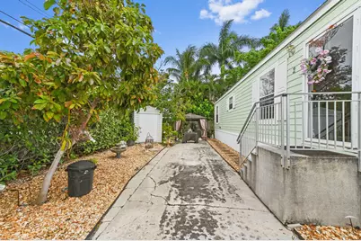 2 E View Street, Lantana, FL 33462 - Photo 4