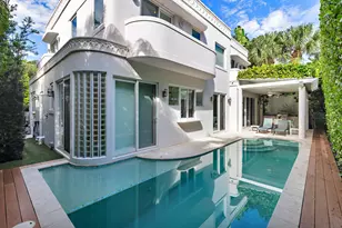 216 Colonial Ln, Palm Beach, FL 33480 - Photo 2