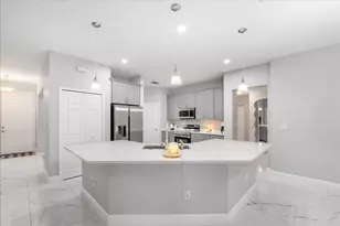 448 SW Vista Lake Dr, Port Saint Lucie, FL 34953 - Photo 6