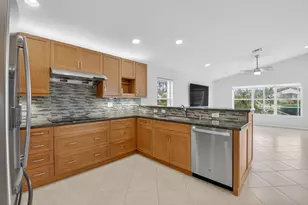 13221 Alhambra Lake Cir, Delray Beach, FL 33446 - Photo 12