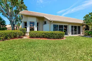 7136 Ashford Ln, Boynton Beach, FL 33472 - Photo 32