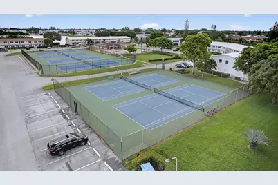 114 Somerset F, West Palm Beach, FL 33417 - Photo 30