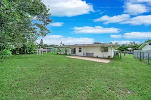 213 SW Reynolds Ave, Port Saint Lucie, FL 34983 - Photo 52