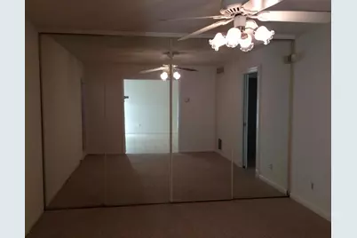 643 Executive Center Drive, Unit #Q108, West Palm Beach, FL 33401 - Photo 2