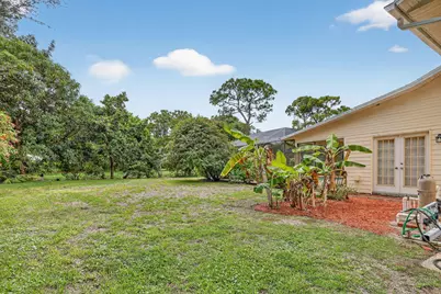 630 NE Town Terrace, Jensen Beach, FL 34957 - Photo 32