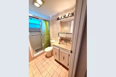 705 Lori Drive, Unit #204, Palm Springs, FL 33461 - Photo 16