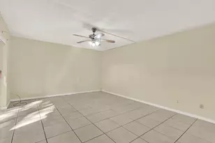 1458 N Lawnwood Cir, Fort Pierce, FL 34950 - Photo 18