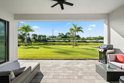 8258 Essex Country Club Drive, Boca Raton, FL 33434 - Photo 56