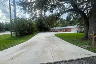 115 36th Ct, Vero Beach, FL 32968 - Photo 10