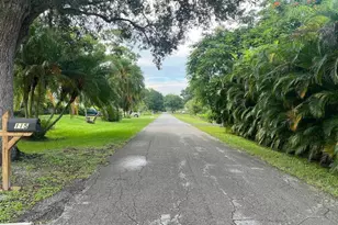 115 36th Ct, Vero Beach, FL 32968 - Photo 12