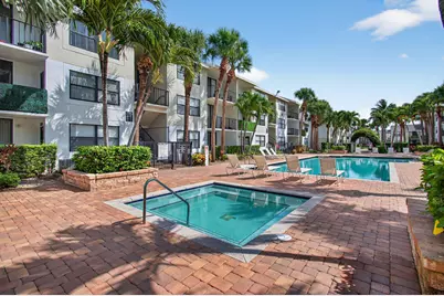 718 Executive Center Drive, Unit #19, West Palm Beach, FL 33401 - Photo 10