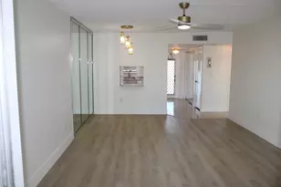 8130 Sunrise Lakes Blvd, Sunrise, FL 33322 - Photo 10