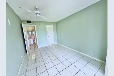 2002 Ellsemere A, Deerfield Beach, FL 33442 - Photo 22