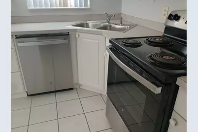 3 Colonial Club Drive, Unit #100, Boynton Beach, FL 33435 - Photo 8