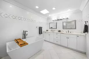 7425 NE Bay Cove Ct, Boca Raton, FL 33487 - Photo 50