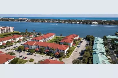 110 Half Moon Circle, Unit #E2, Hypoluxo, FL 33462 - Photo 10