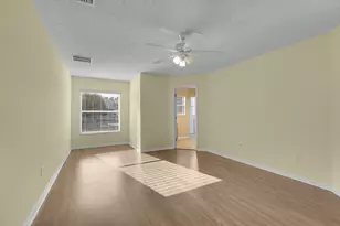 2518 SW Cooper Ln, Port Saint Lucie, FL 34984 - Photo 10