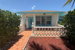 951 Green St, West Palm Beach, FL 33405 - Photo 2