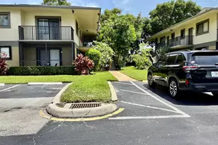 610 Trace Cir, Deerfield Beach, FL 33441 - Photo 4