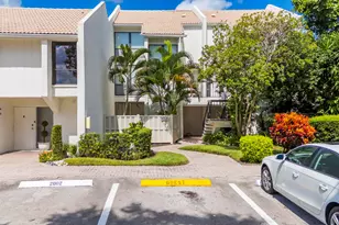 2003 Bridgewood Dr, Boca Raton, FL 33434 - Photo 2