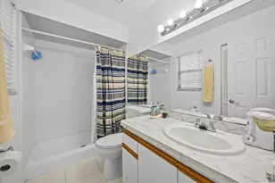 1519 Woodbridge Lakes Cir, West Palm Beach, FL 33406 - Photo 26