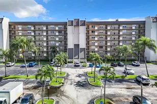 3150 W Rolling Hills Cir, Davie, FL 33328 - Photo 40