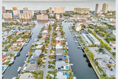 2642 NE 3rd Street, Pompano Beach, FL 33062 - Photo 2