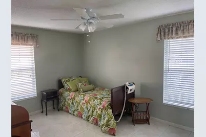 570 Laconia Circle, Lake Worth, FL 33467 - Photo 12