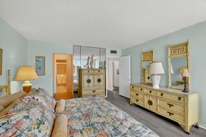 125 Ocean Avenue, Unit #216, Palm Beach Shores, FL 33404 - Photo 22