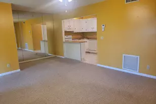 325 Knotty Pine Cir, Greenacres, FL 33463 - Photo 20