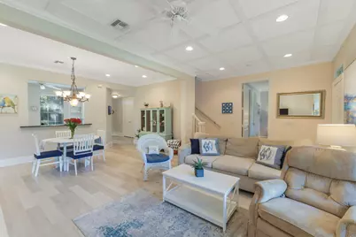 812 Carolina Circle SW, Vero Beach, FL 32962 - Photo 12