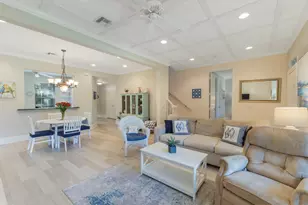 812 Carolina Cir SW, Vero Beach, FL 32962 - Photo 12