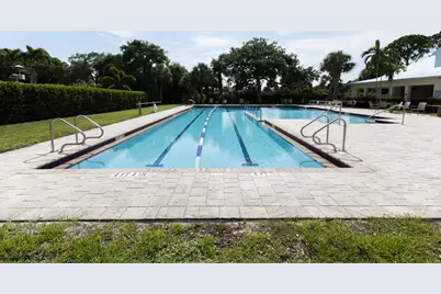 812 Carolina Circle SW, Vero Beach, FL 32962 - Photo 32