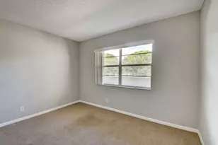 1638 Embassy Dr, West Palm Beach, FL 33401 - Photo 24