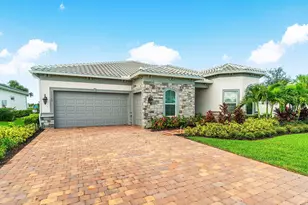 10778 Stellar Cir, Palm Beach Gardens, FL 33412 - Photo 2