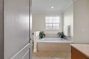 2981 Dovedale Ct E, Wellington, FL 33414 - Photo 22