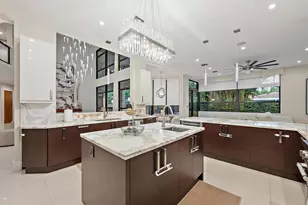 2832 NE 21st Ct, Fort Lauderdale, FL 33305 - Photo 12